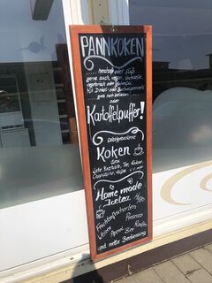 A menu of Café Pfannkuchen